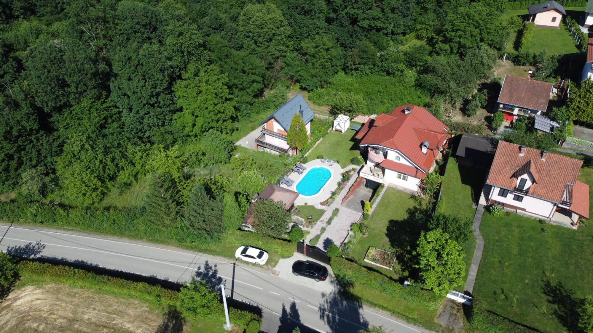Villa Katarina With Pool 바냐루카 외부 사진