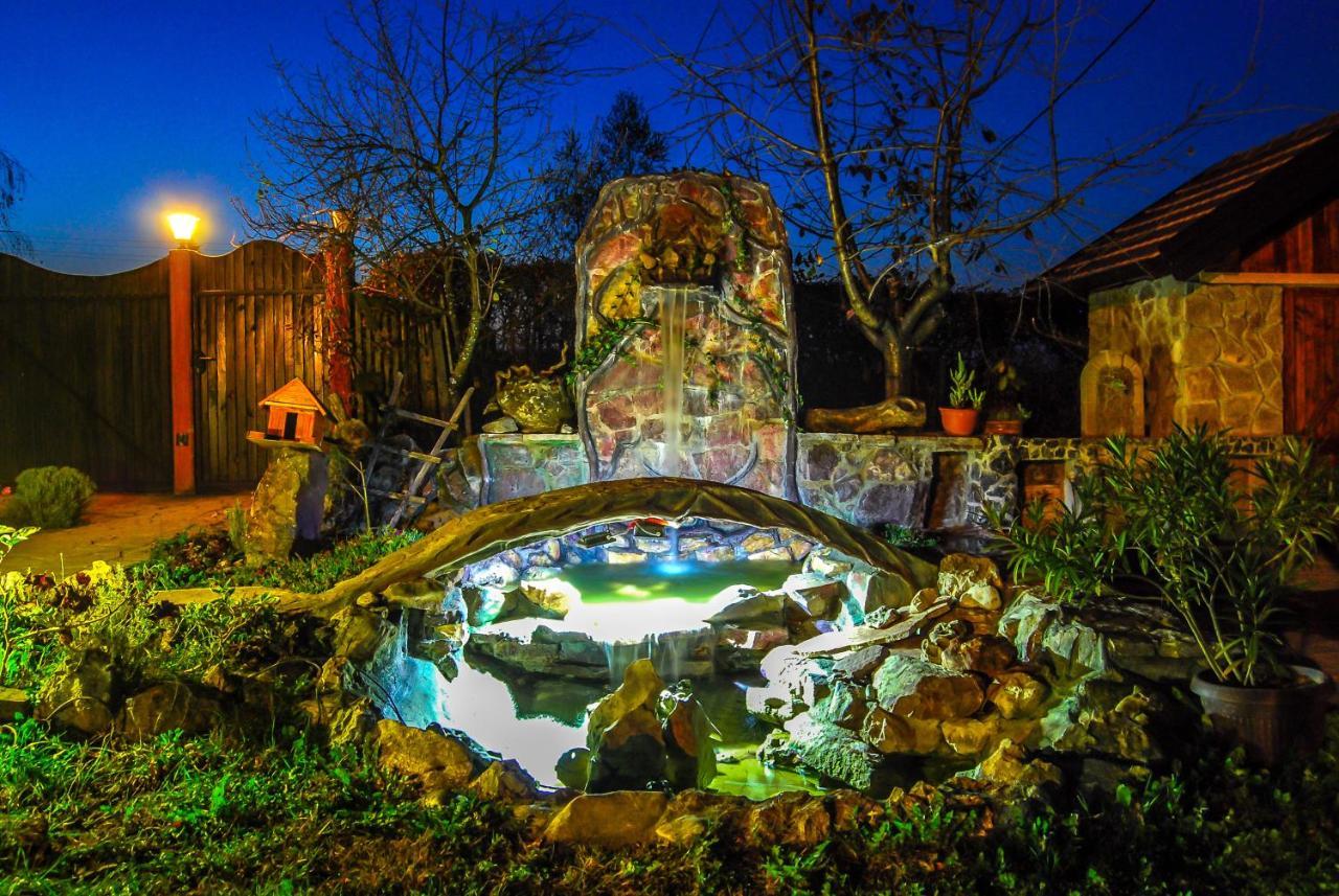 Villa Katarina With Pool 바냐루카 외부 사진